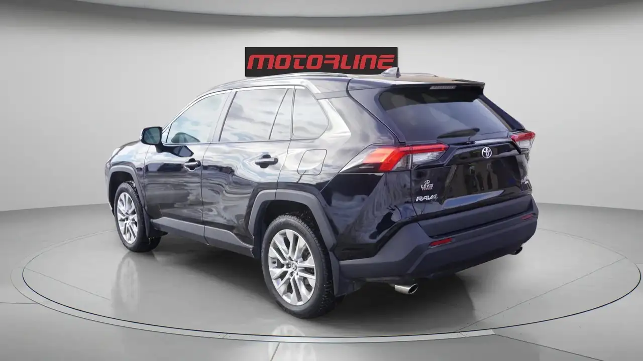 Toyota RAV 4 снимка Toyota RAV 4