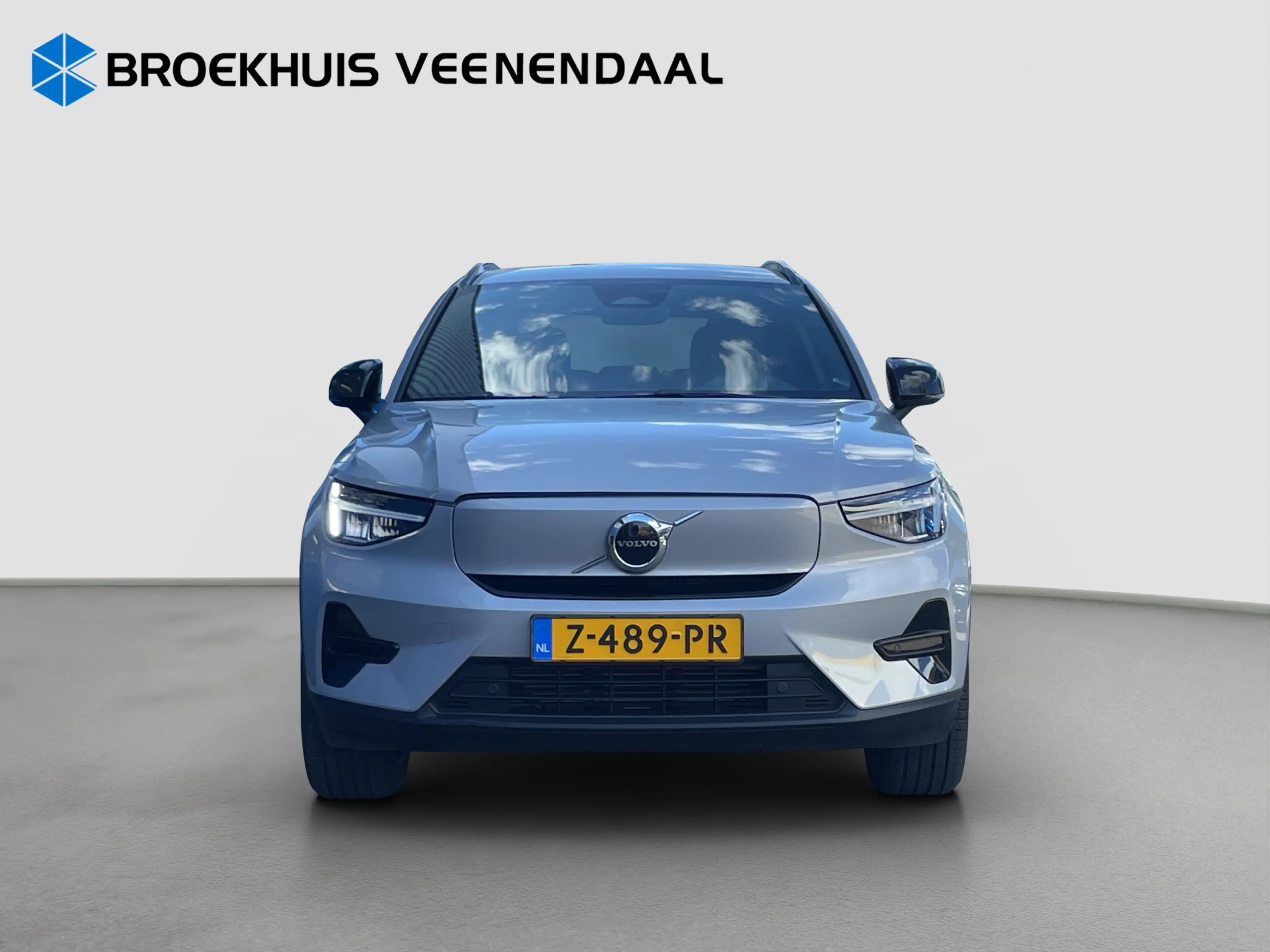 Volvo EX40 Single Motor Extended Range Plus 82 kWh | Camera | — photo 4