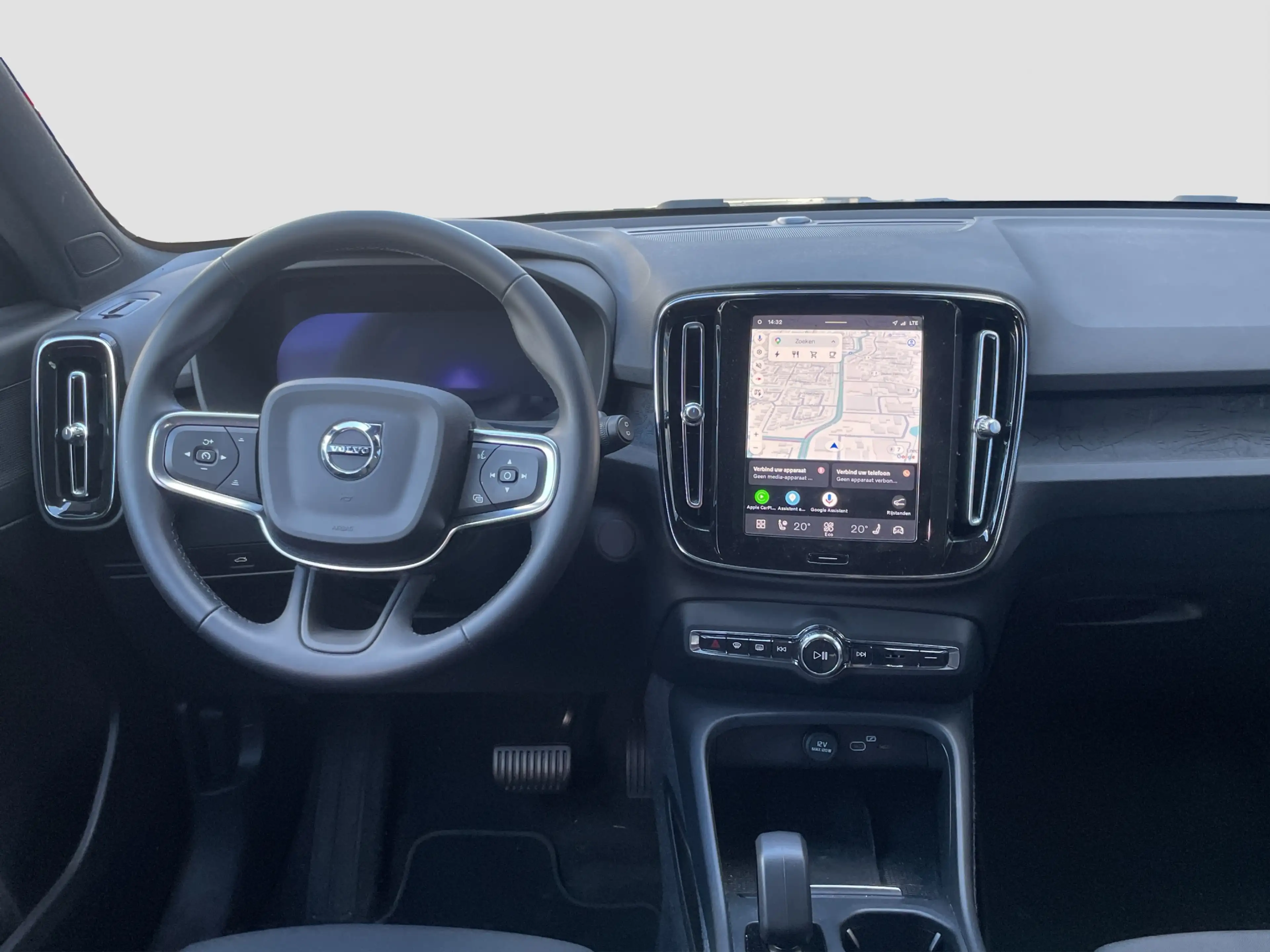 Volvo EX40 Single Motor Extended Range Plus 82 kWh | Camera | — photo 2