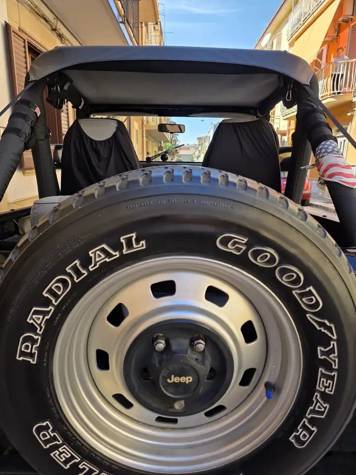 Jeep Wrangler Soft Top 2.5 Laredo, foto 4