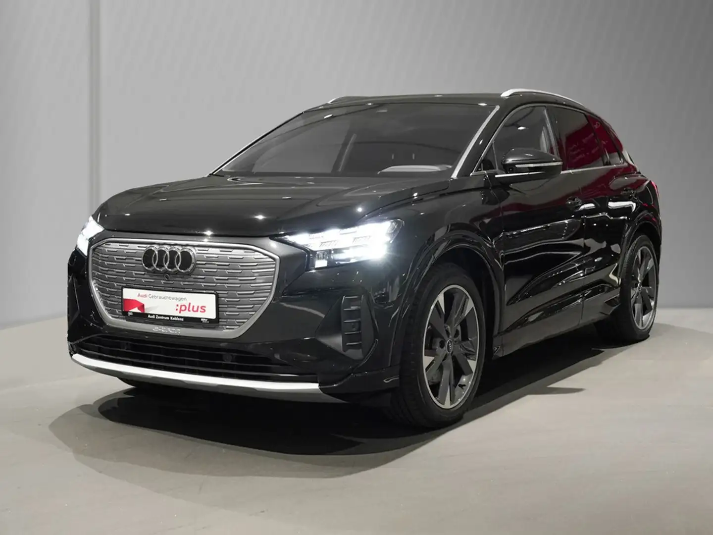 Audi Q4 e-tron 40 advanced Navi Matrix AHK Wärmepumpe Schwarz - 2