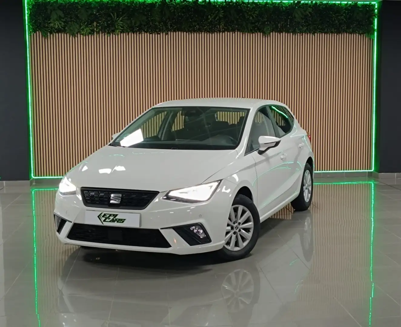SEAT Ibiza 1.0 TSI S&S Style XM 115 Weiß - 1