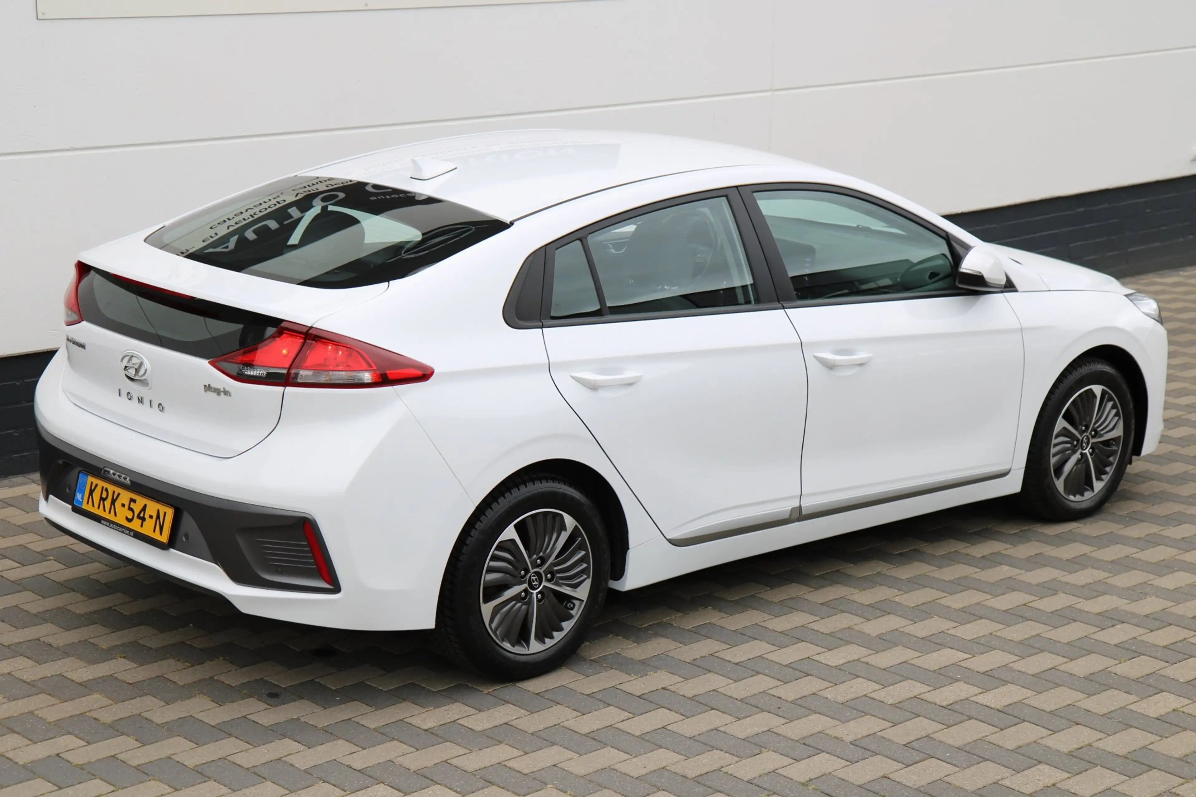 Hyundai IONIQ 1.6 GDi PHEV Carplay Camera Cruise BTW !! — photo 5