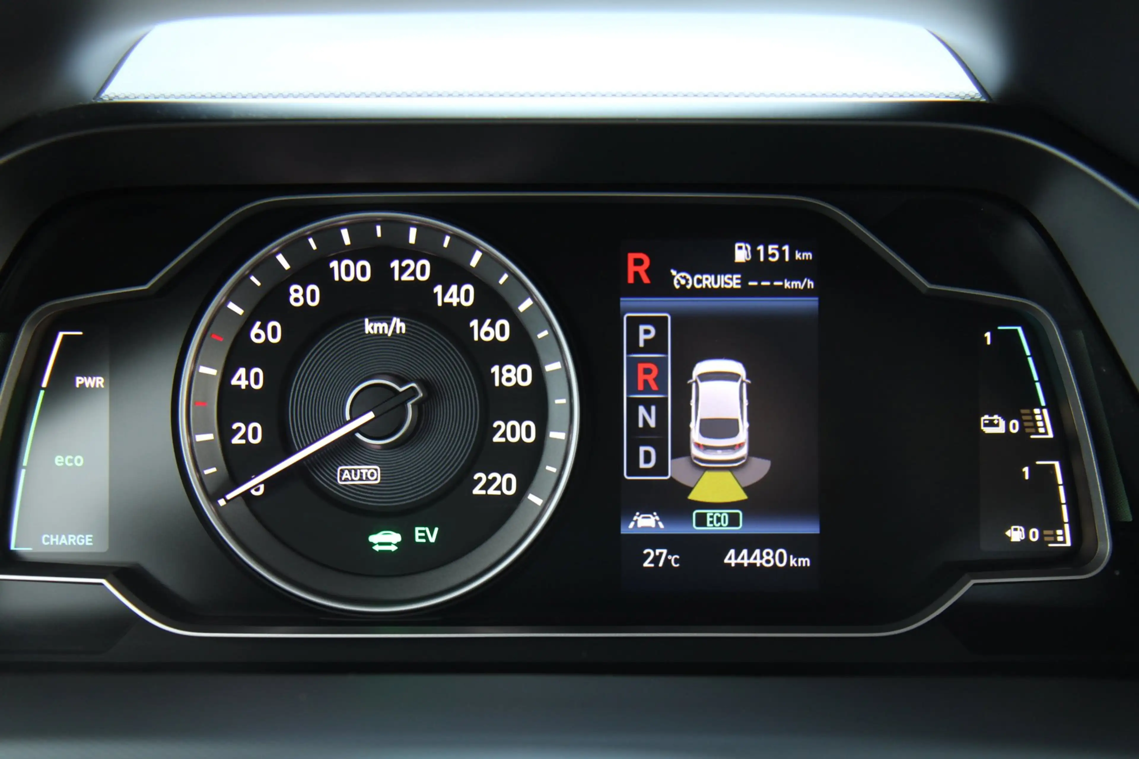 Hyundai IONIQ 1.6 GDi PHEV Carplay Camera Cruise BTW !! — photo 31