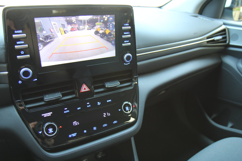 Hyundai IONIQ 1.6 GDi PHEV Carplay Camera Cruise BTW !! — photo 33