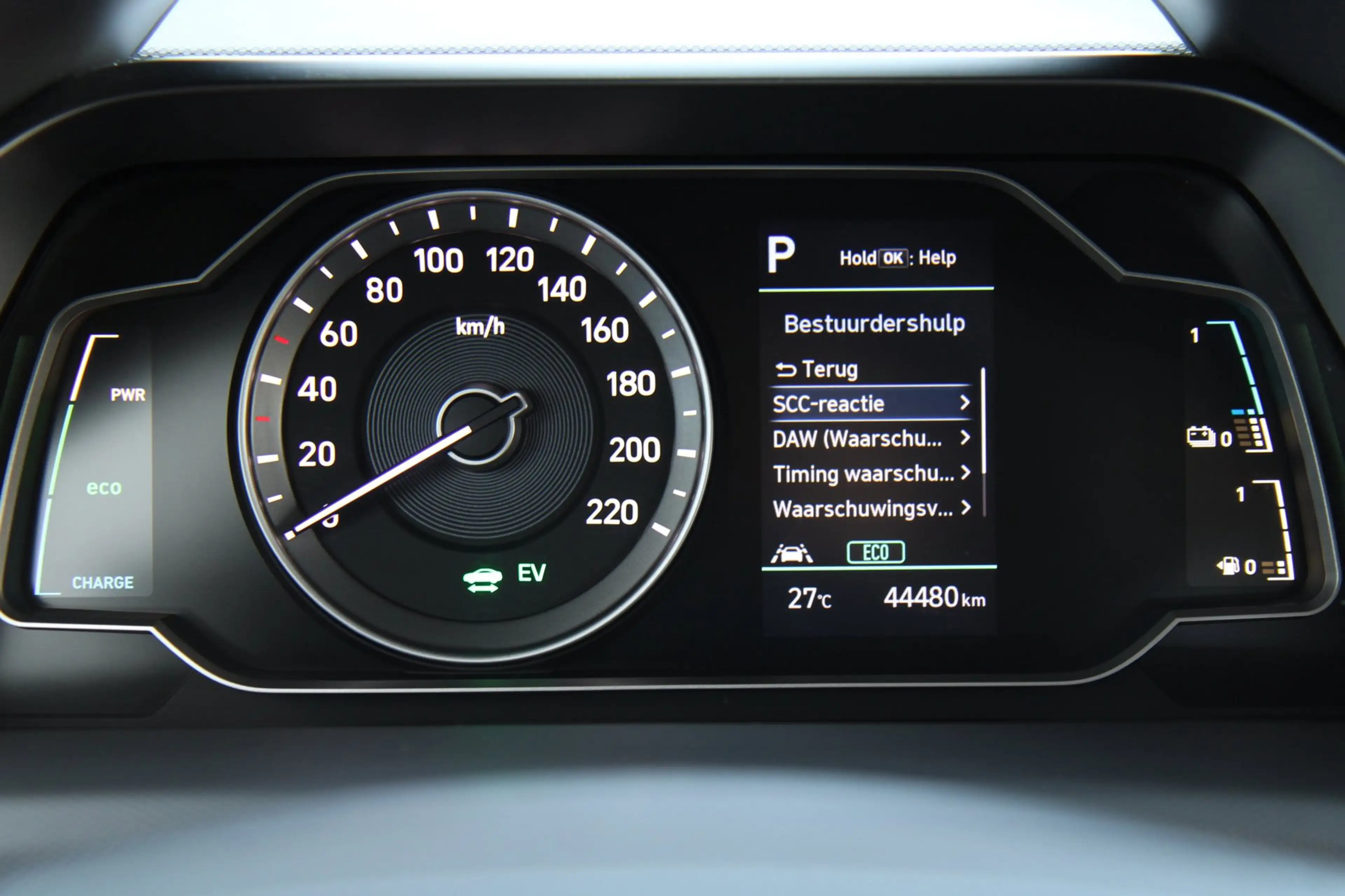 Hyundai IONIQ 1.6 GDi PHEV Carplay Camera Cruise BTW !! — photo 11