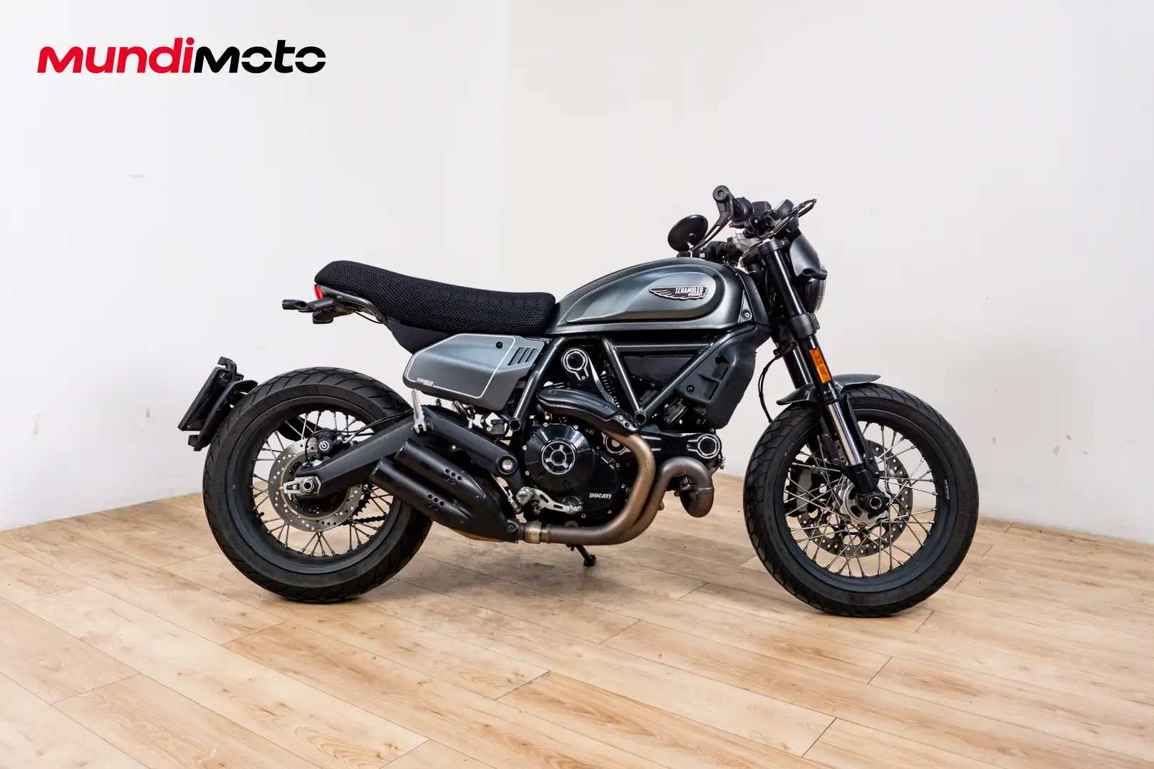 Ducati Scrambler - 1