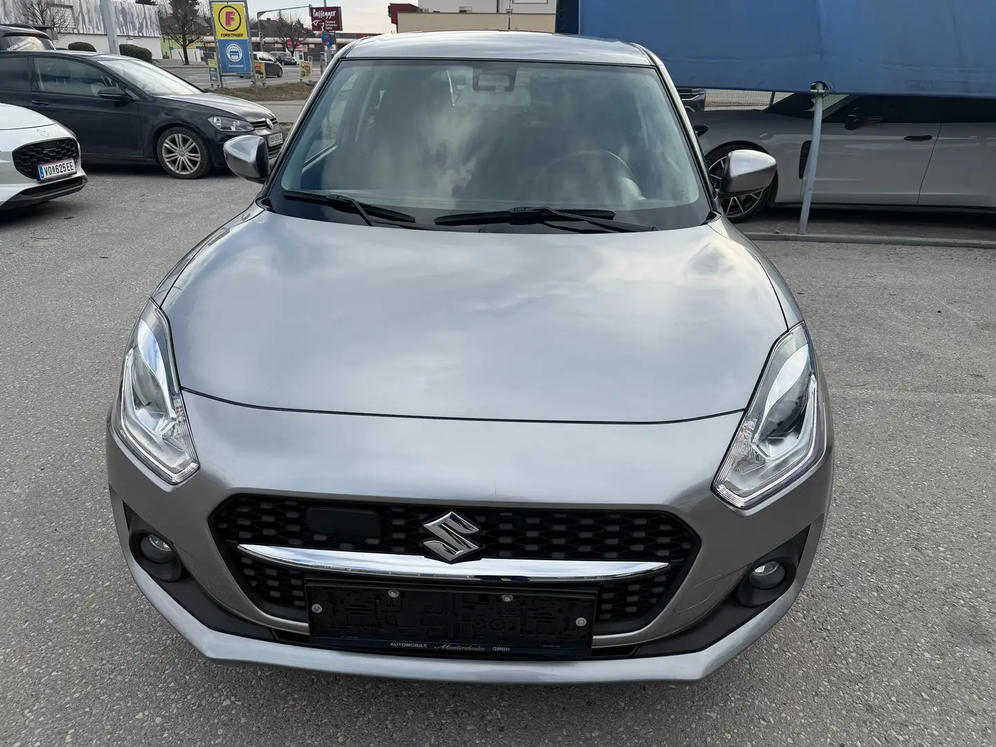 Suzuki Swift Swift 1,2 Hybrid DualJet Shine Shine Grau - 2