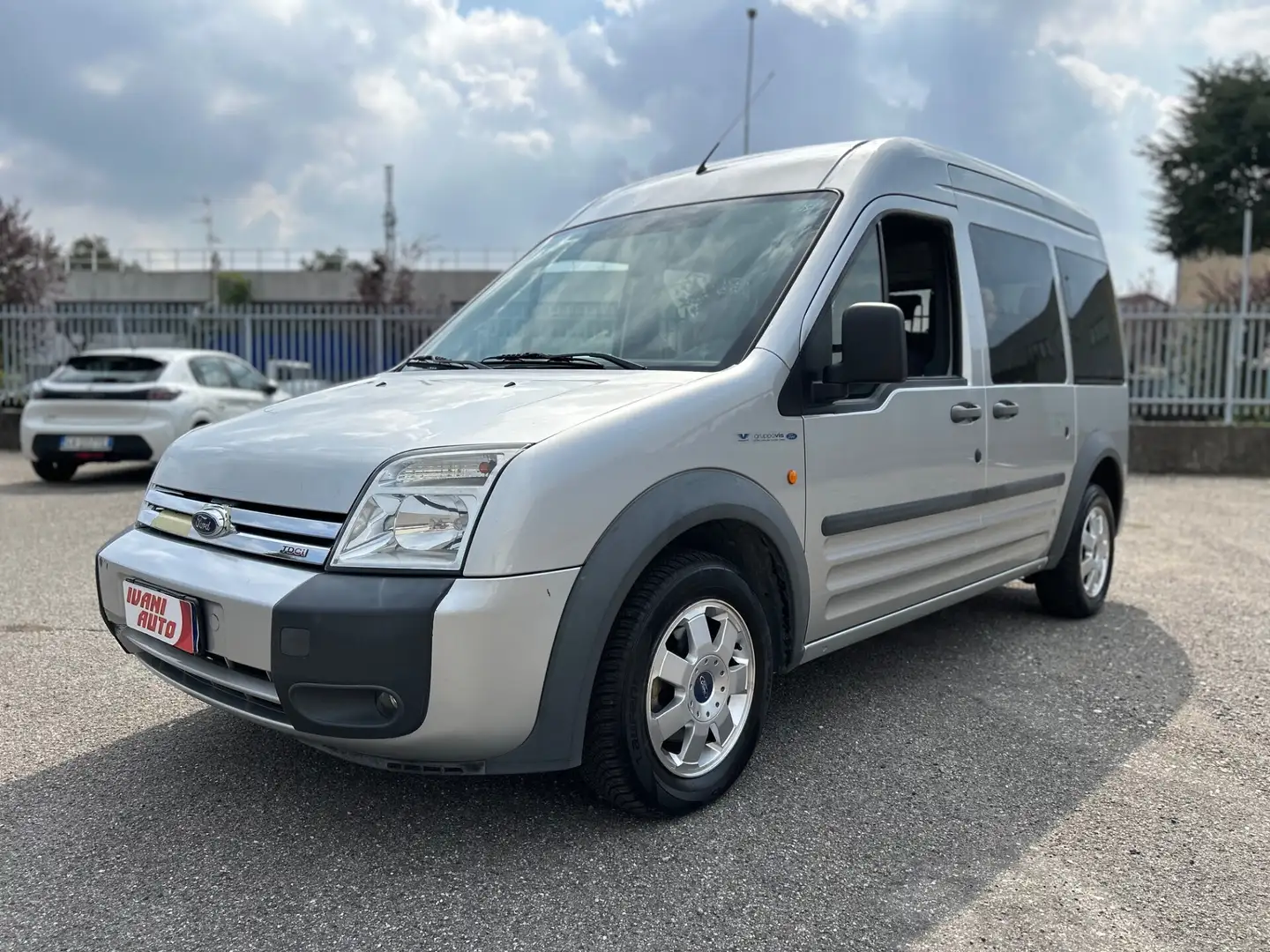 Ford Transit Connect Tourneo Connect 8 POSTI Gris - 2