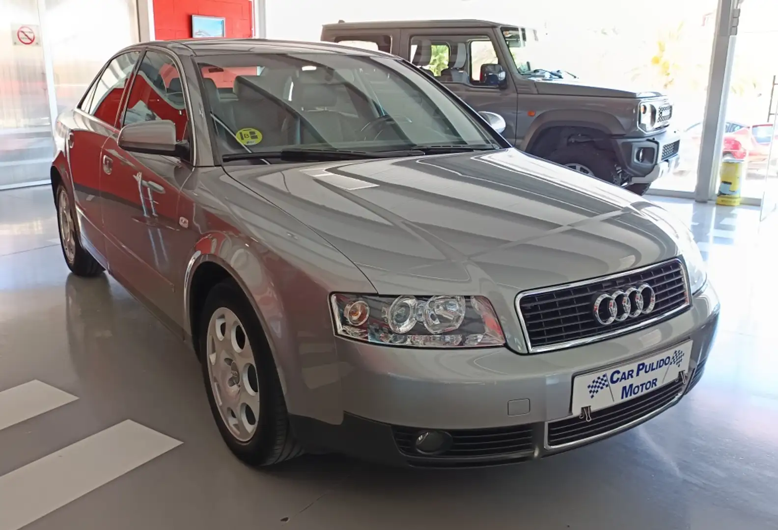 Audi A4 1.8T 163 Gris - 1