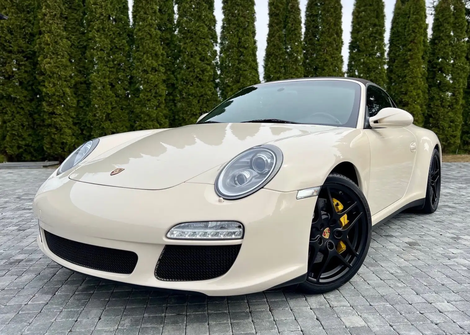 Porsche 997 Carrera 997.2 4S Cabrio, Chrono Keramik PDK BOSE Beige - 1