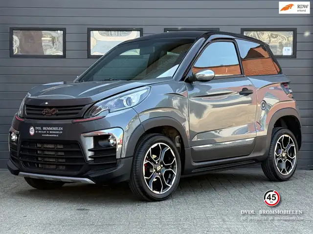 Ligier JS 60 Chic Sport DCI Brommobiel 2020 1 eig 8dkm ZGAN!
