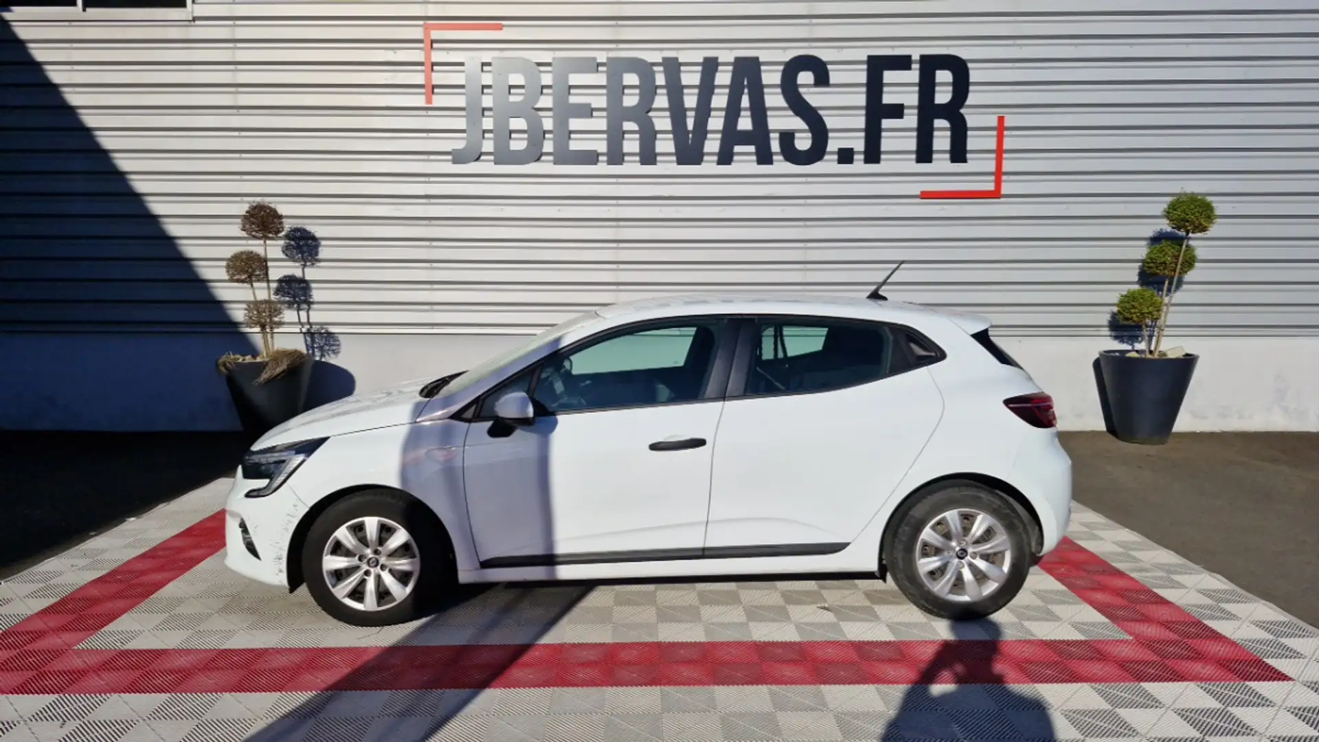 Renault Clio V SOCIETE BLUE DCI 85 AIR NAV Blanc - 1