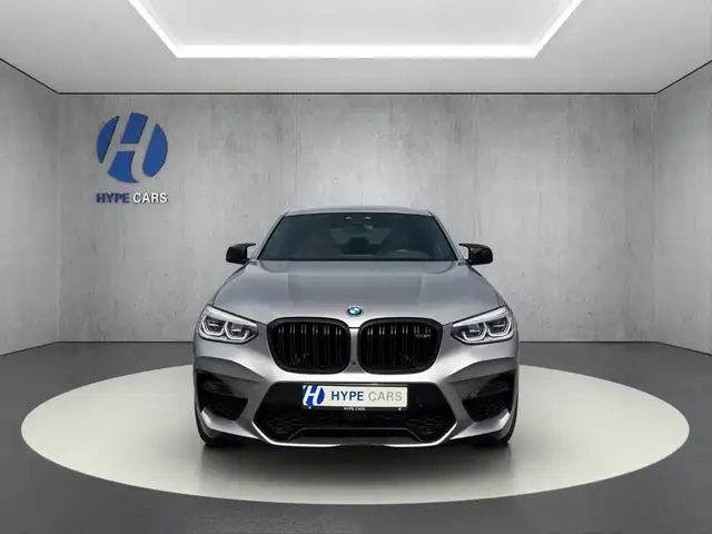 BMW X4 M view 2