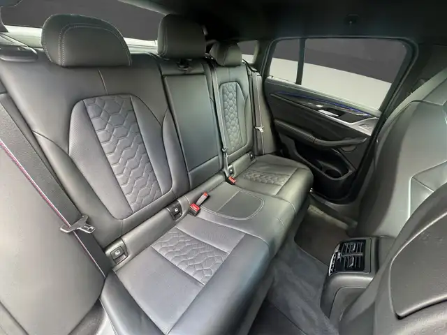 BMW X4 M view 12