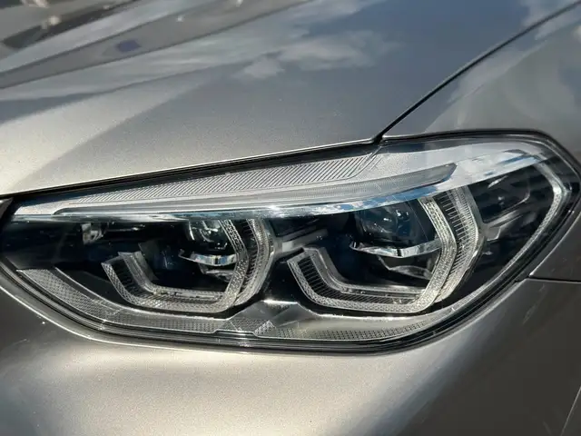 BMW X4 M view 9