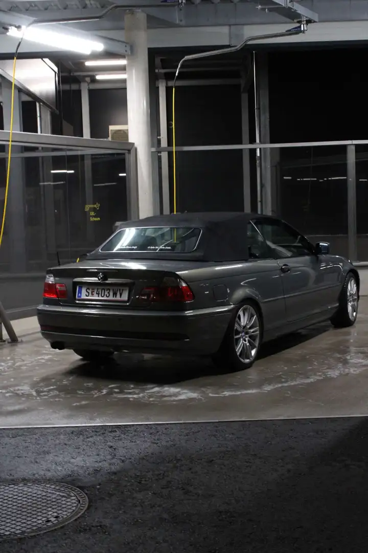 BMW 325 325Ci Cabrio Aut. Šedá - 2