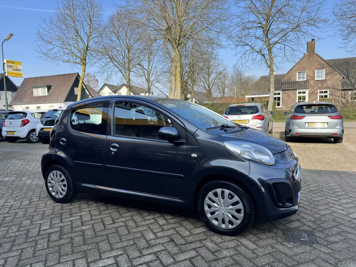 Citroen C1 1.0 Tendance 5drs Airco Automaat Grau - 2