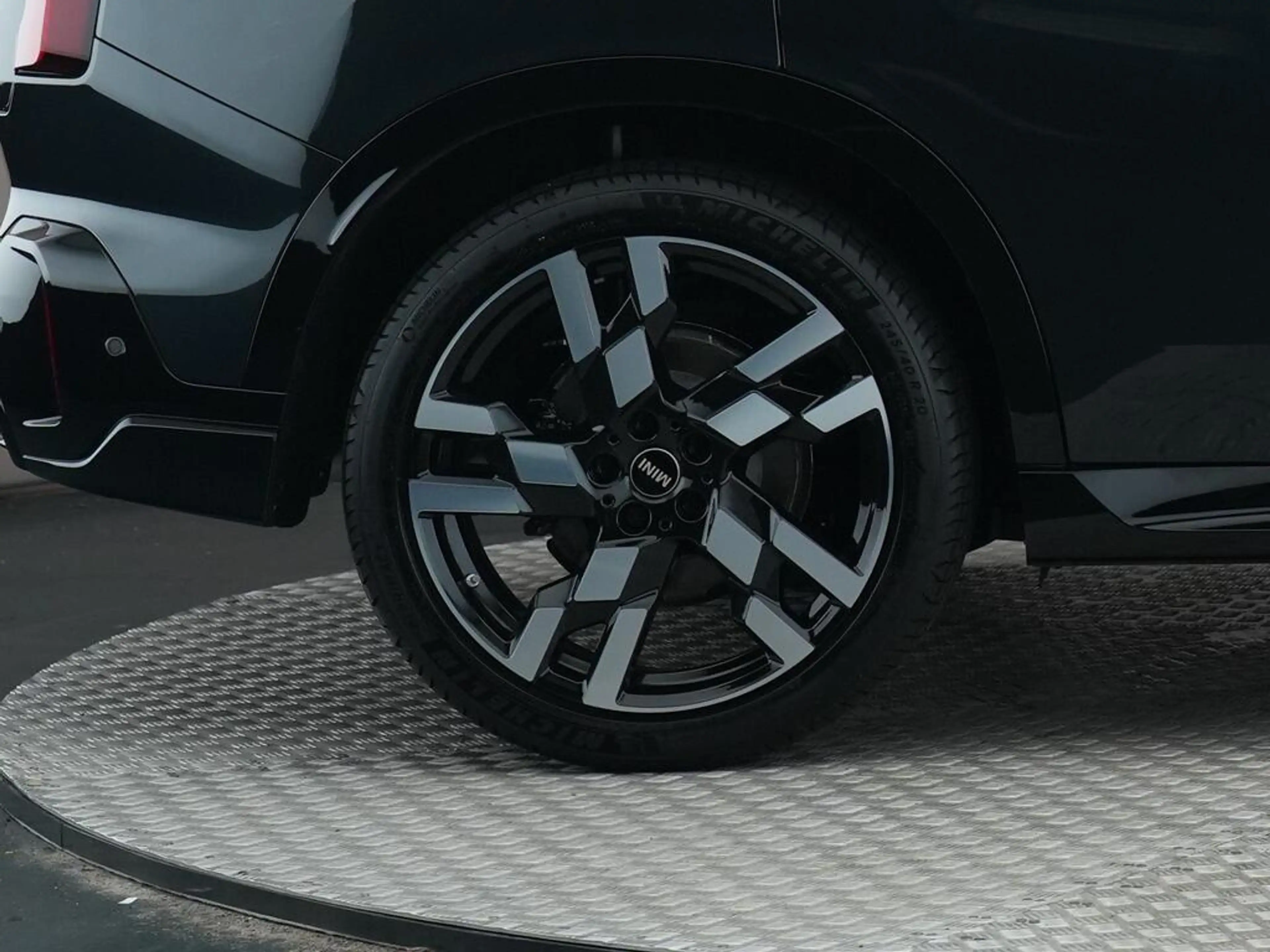 MINI John Cooper Works Countryman 1.5 C XL — photo 15