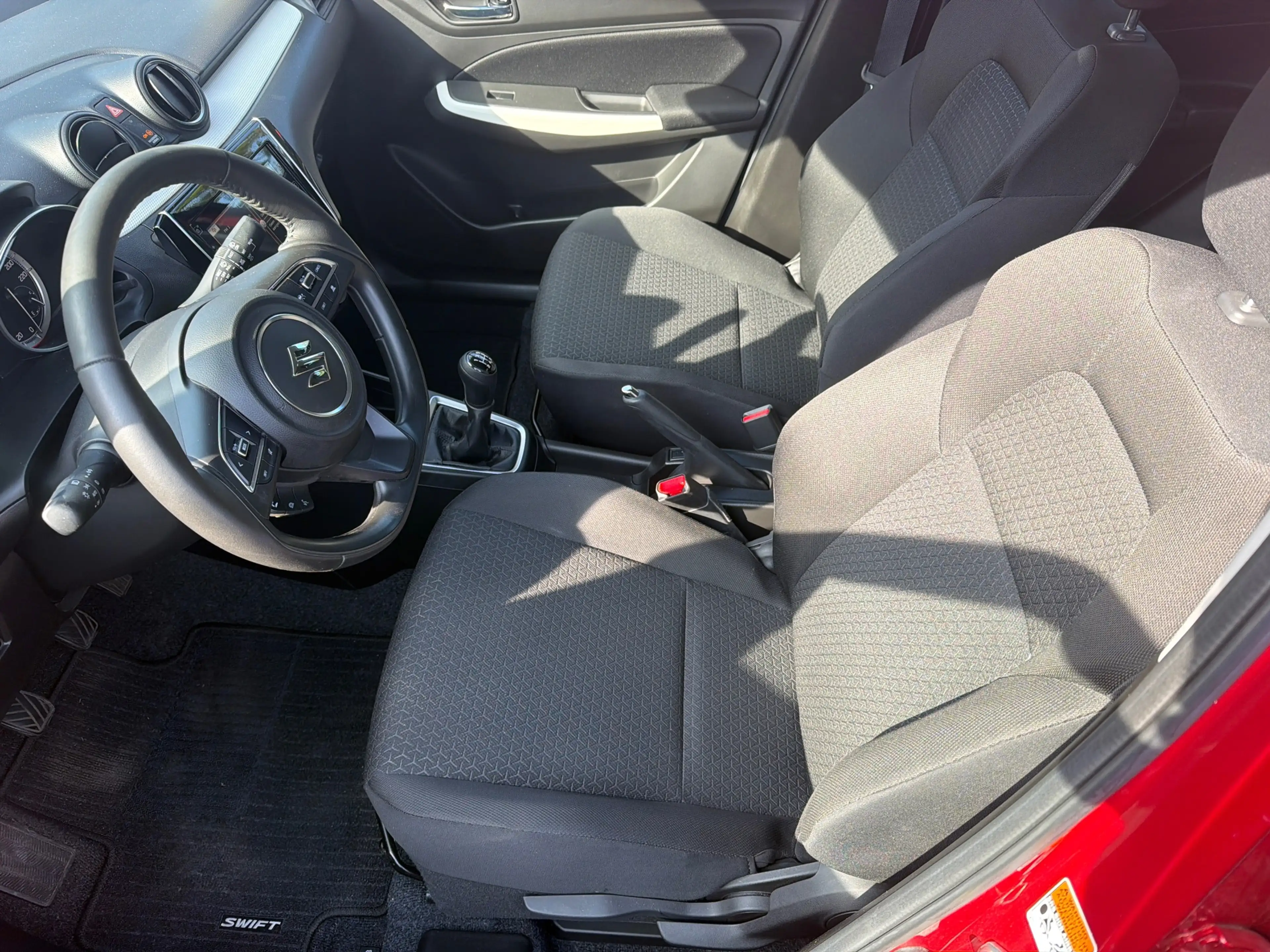 Suzuki Swift 1.2 Select Smart Hybrid. Wij zijn altijd de goedko — photo 13