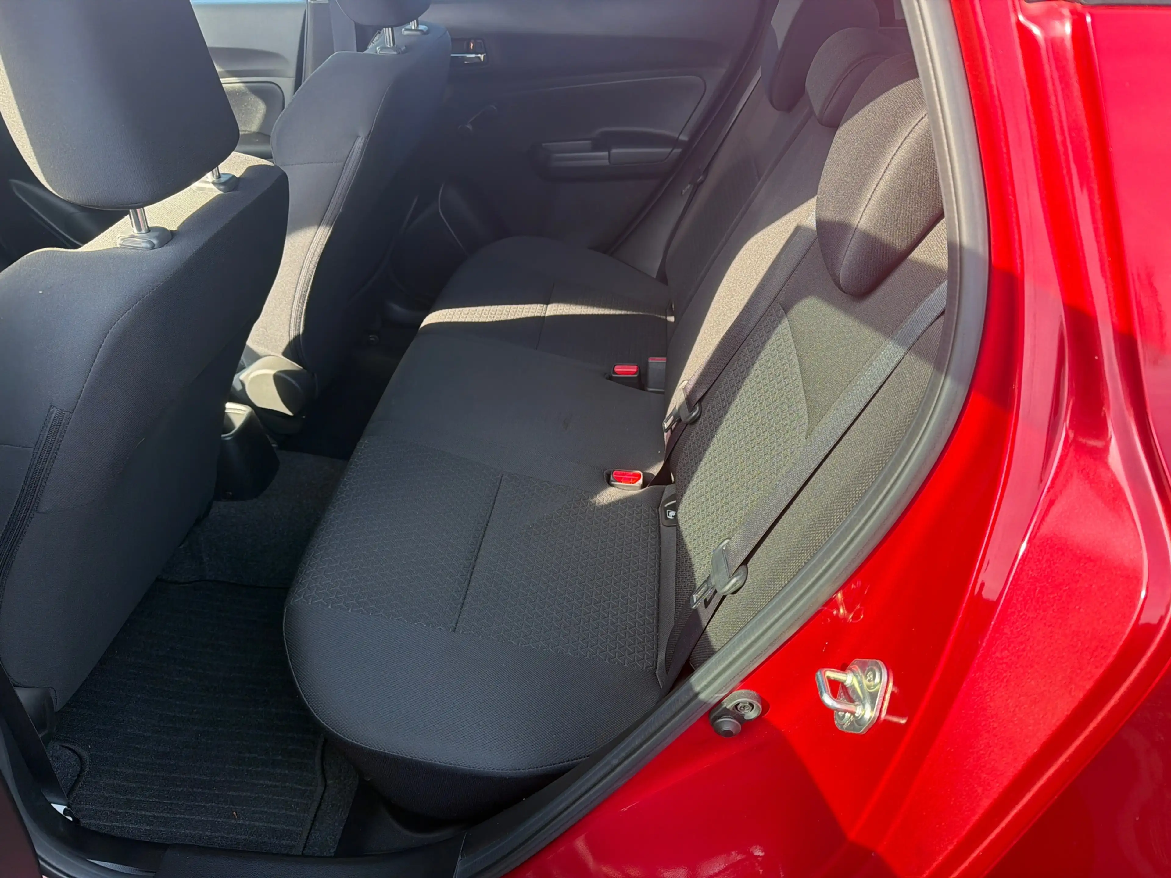 Suzuki Swift 1.2 Select Smart Hybrid. Wij zijn altijd de goedko — photo 14