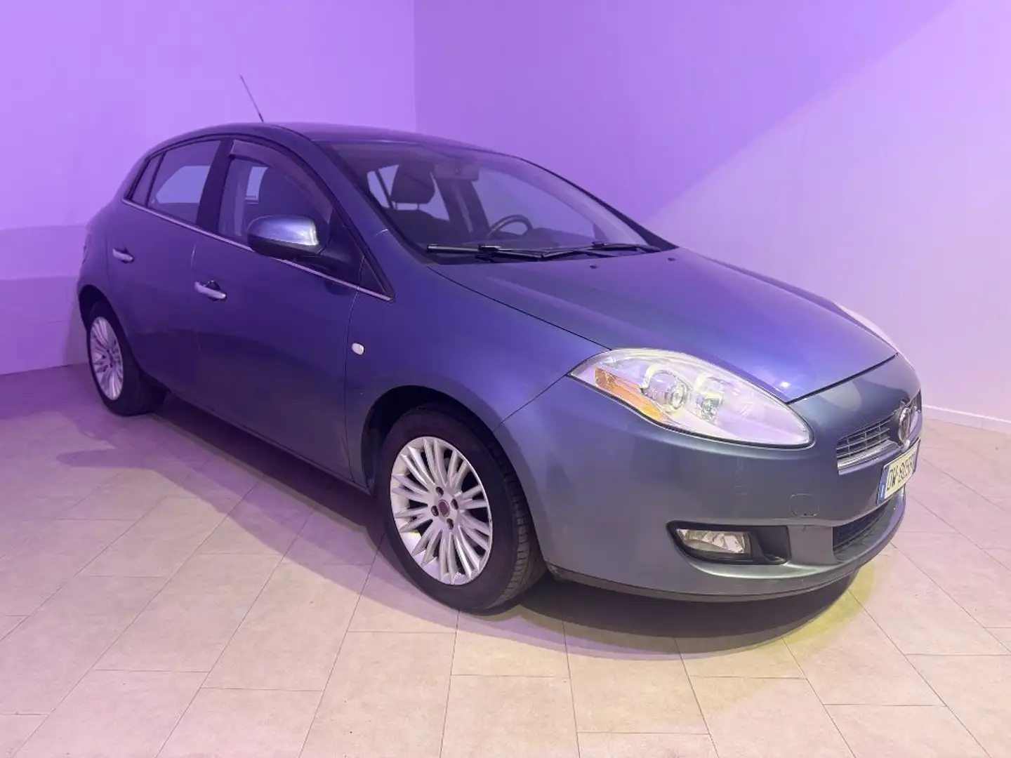 Fiat Bravo 1.6 MJT 120 CV DPF Emotion Grau - 2