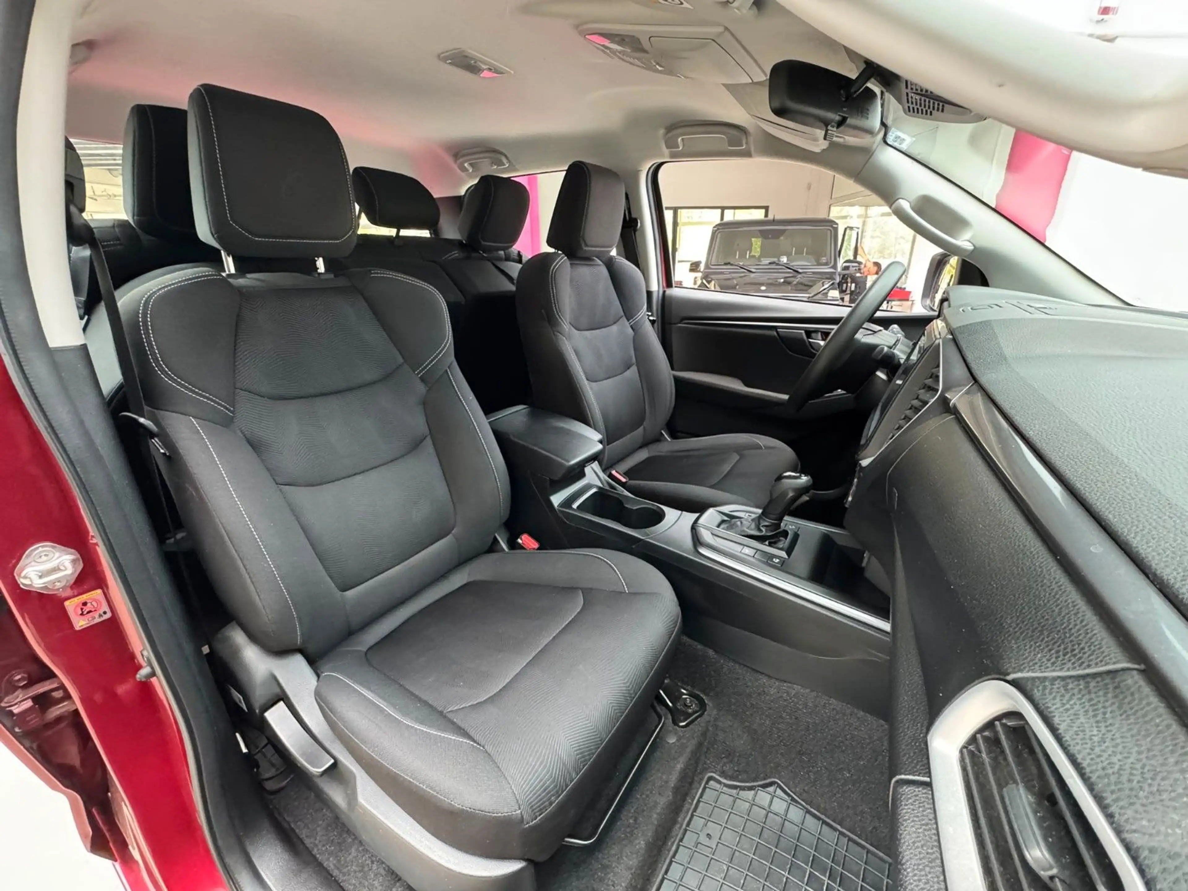 Isuzu D-Max Double Cab 4WD L AHK+Navi+Kamera+CarPlay — photo 8