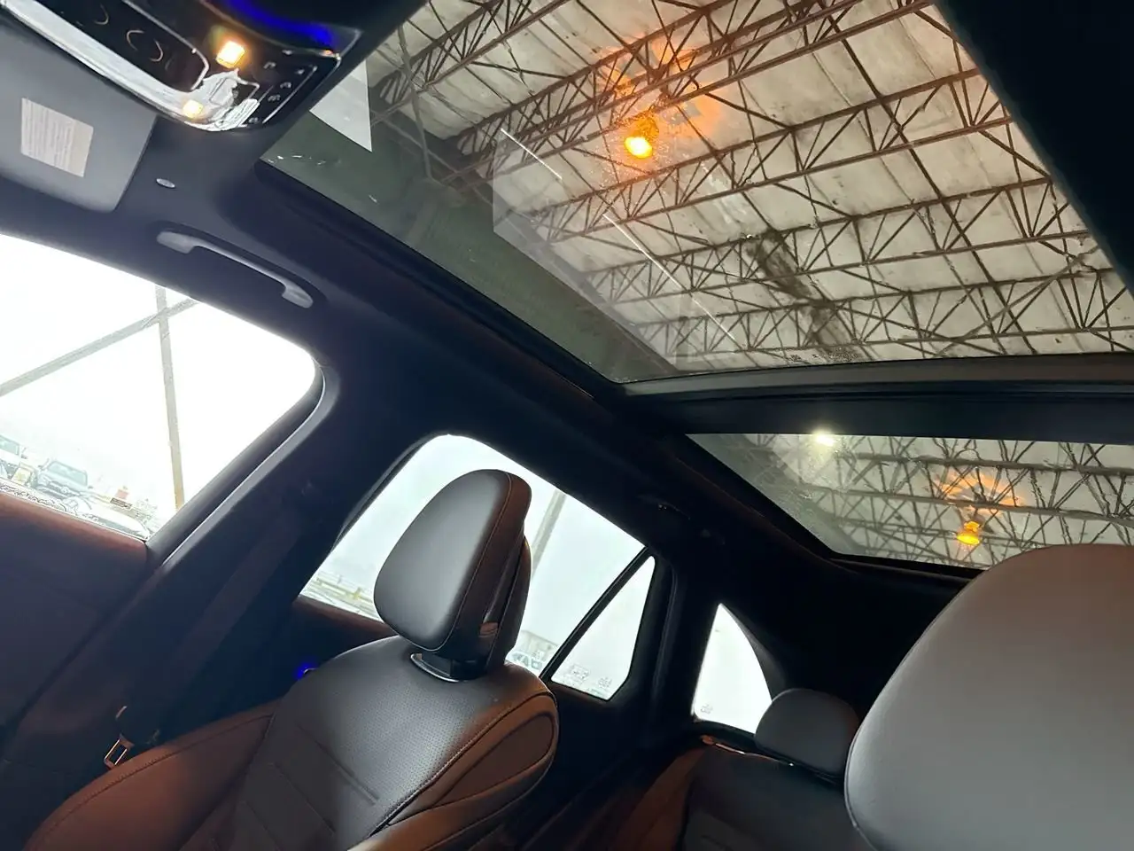 Mercedes-Benz GLC снимка Mercedes-Benz GLC