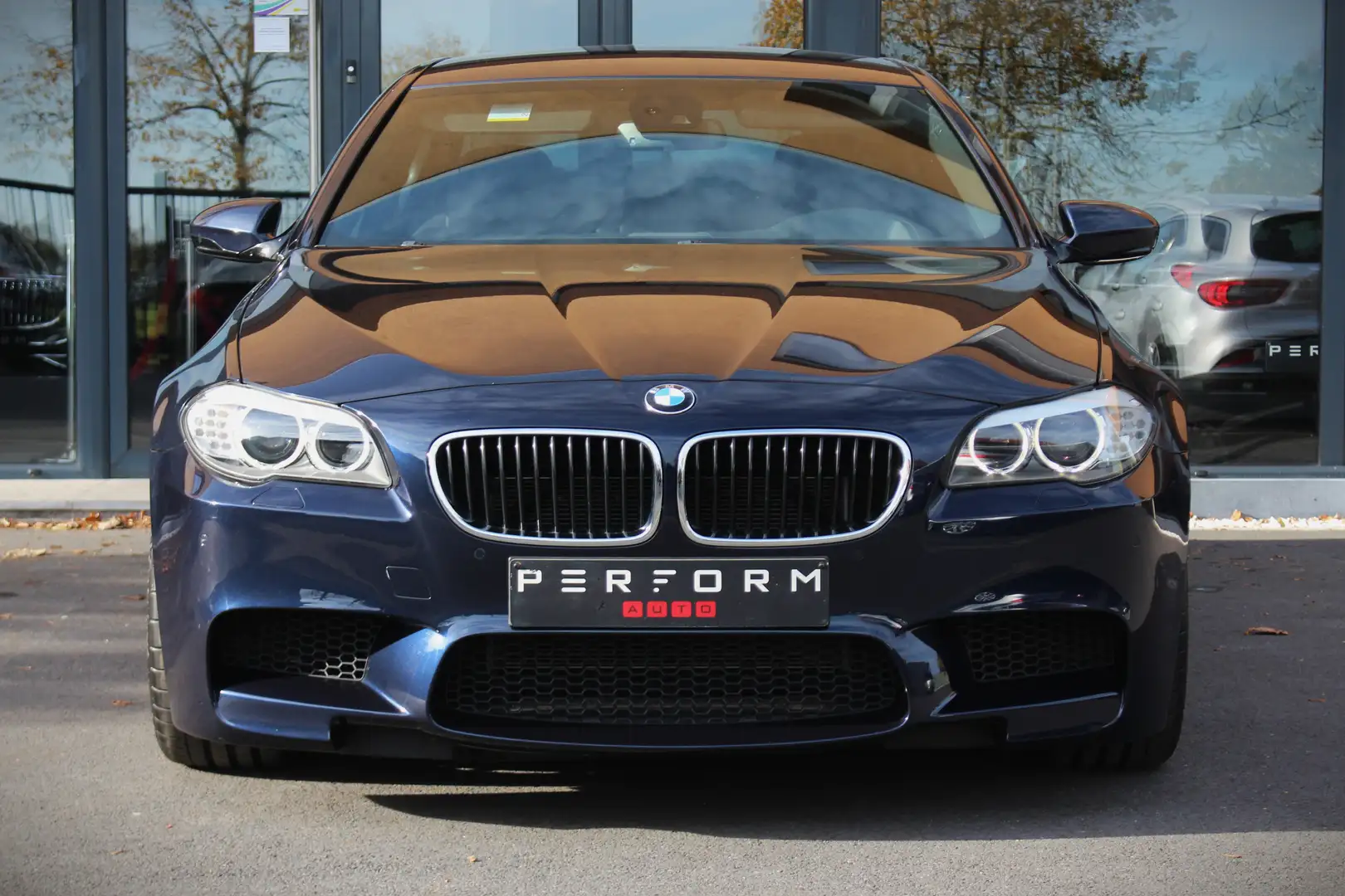 BMW M5 4.4i *TOP CONDITION*DEALER HISTORY*VAT DEDUCTIBLE* Bleu - 2