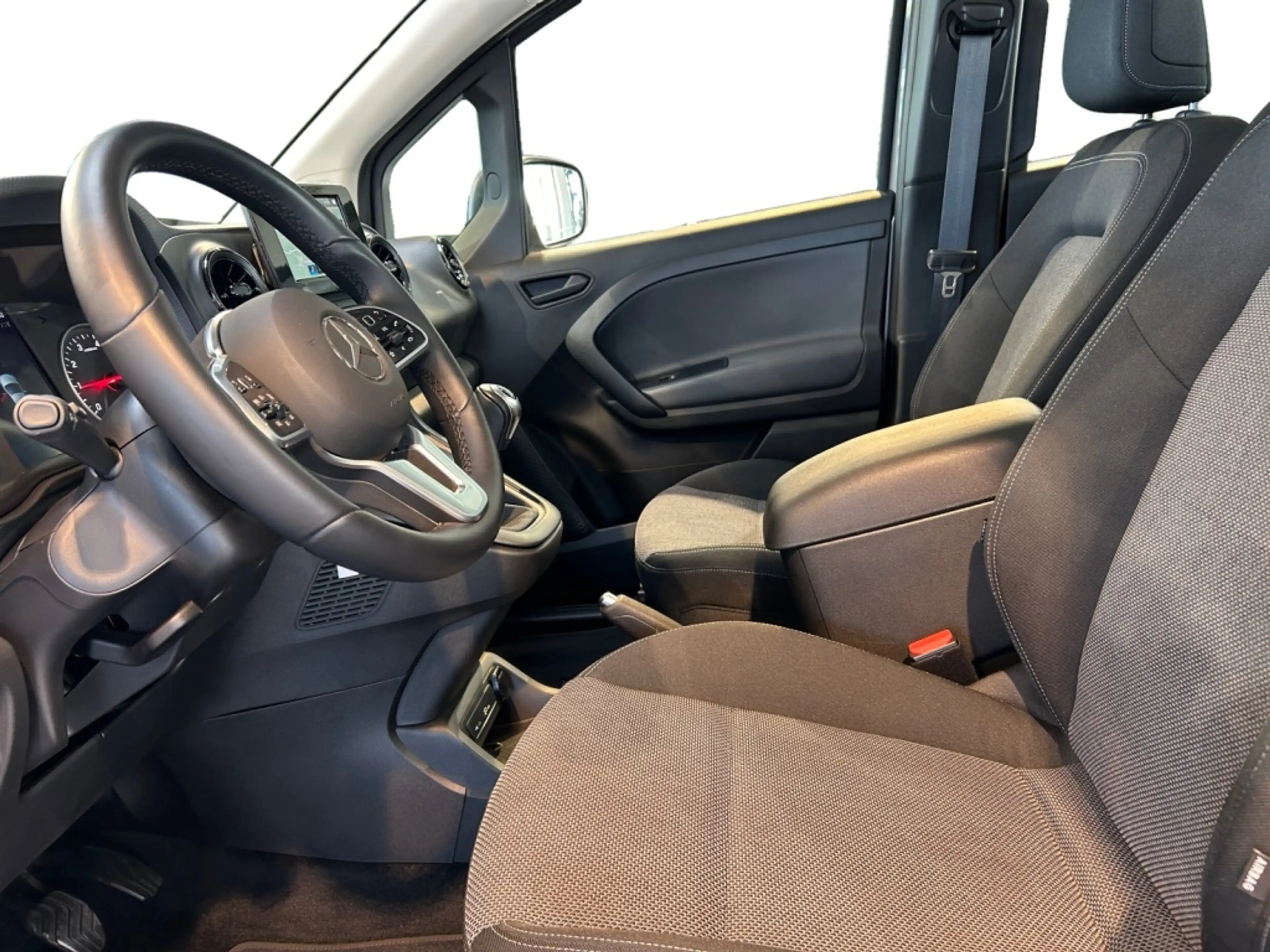 Mercedes-Benz Citan 113 Tourer **MBUX,Navi,R-Cam,SHZ — photo 10