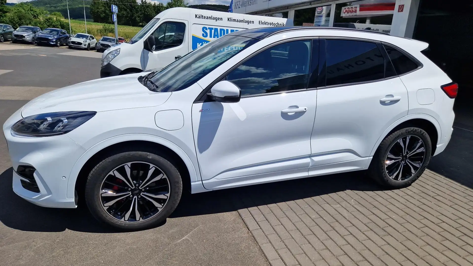Ford Kuga Plug-In Hybrid ST-Line X Blanc - 1