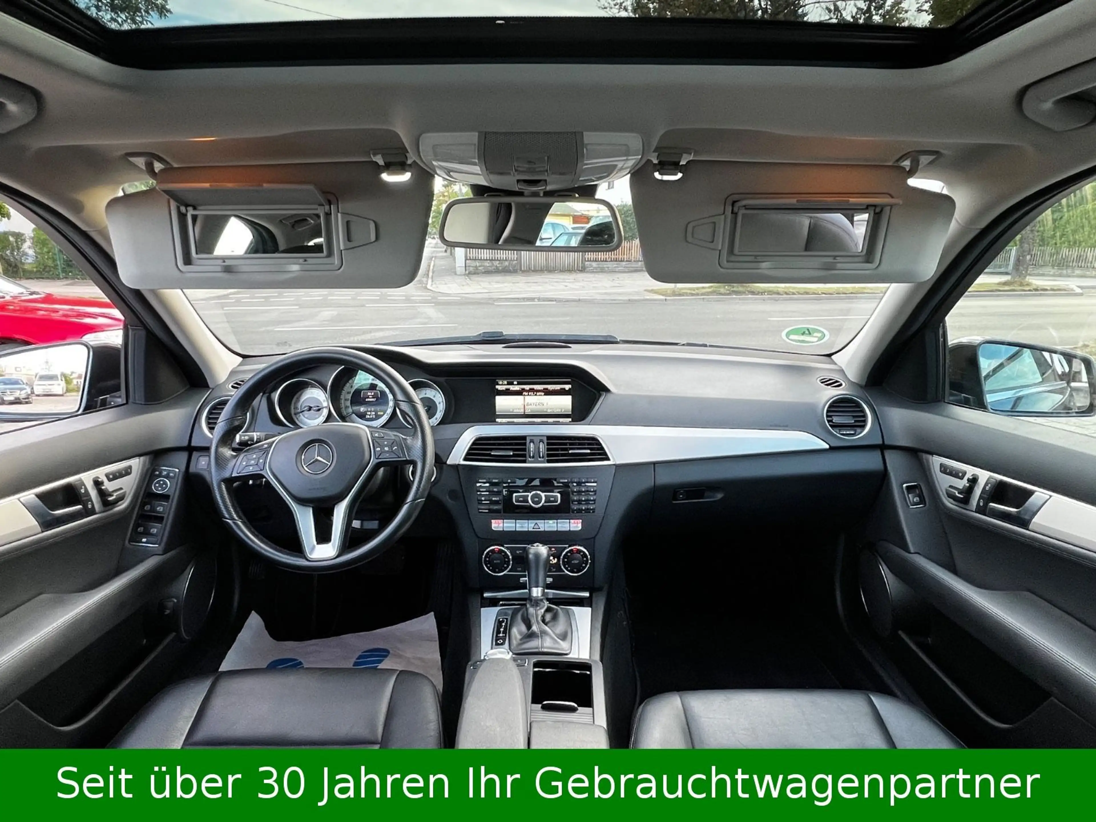 Mercedes-Benz C 350 CGI V6 BlueEfficiency 4Matic - Avantgarde — photo 14