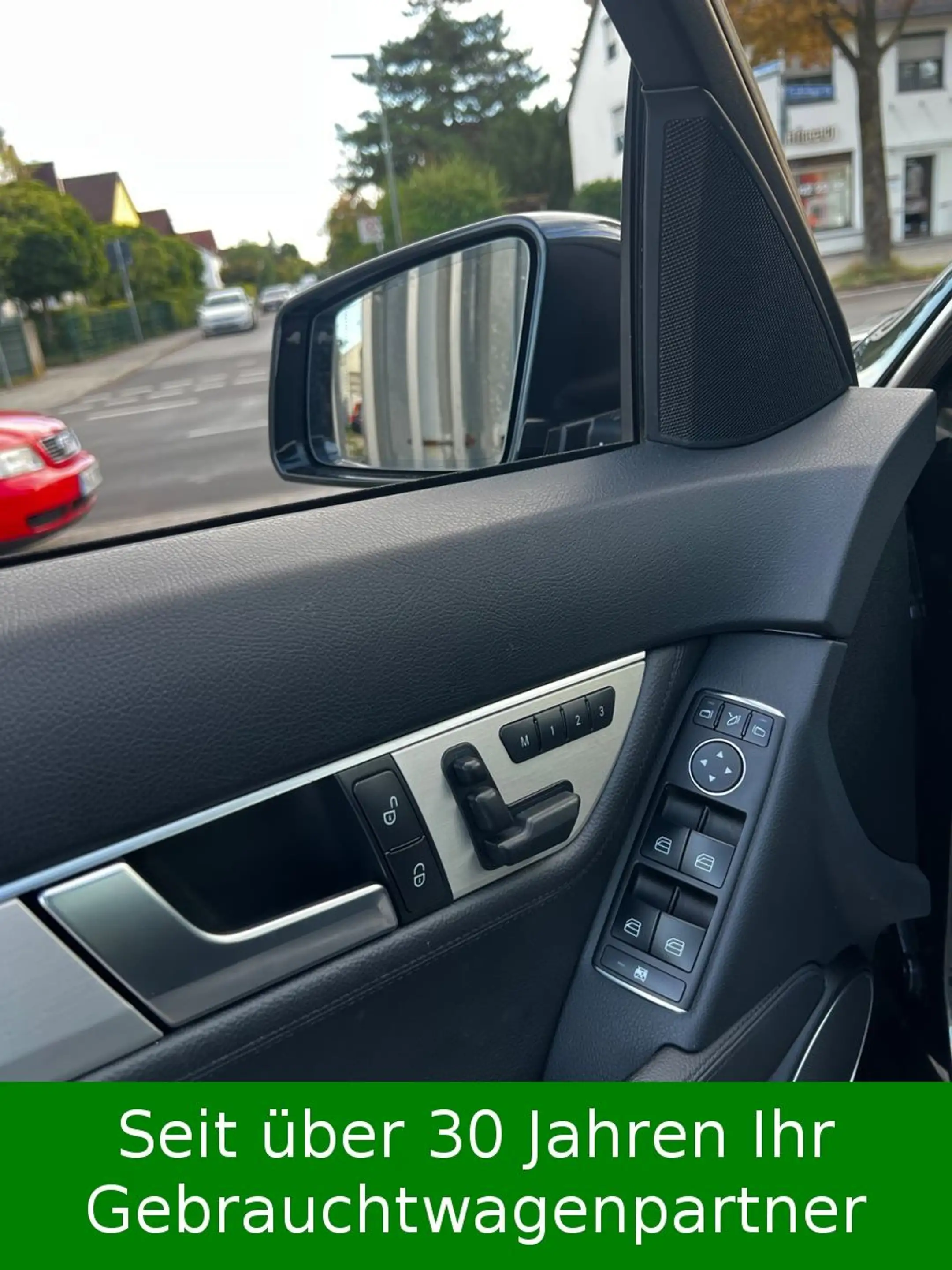 Mercedes-Benz C 350 CGI V6 BlueEfficiency 4Matic - Avantgarde — photo 6