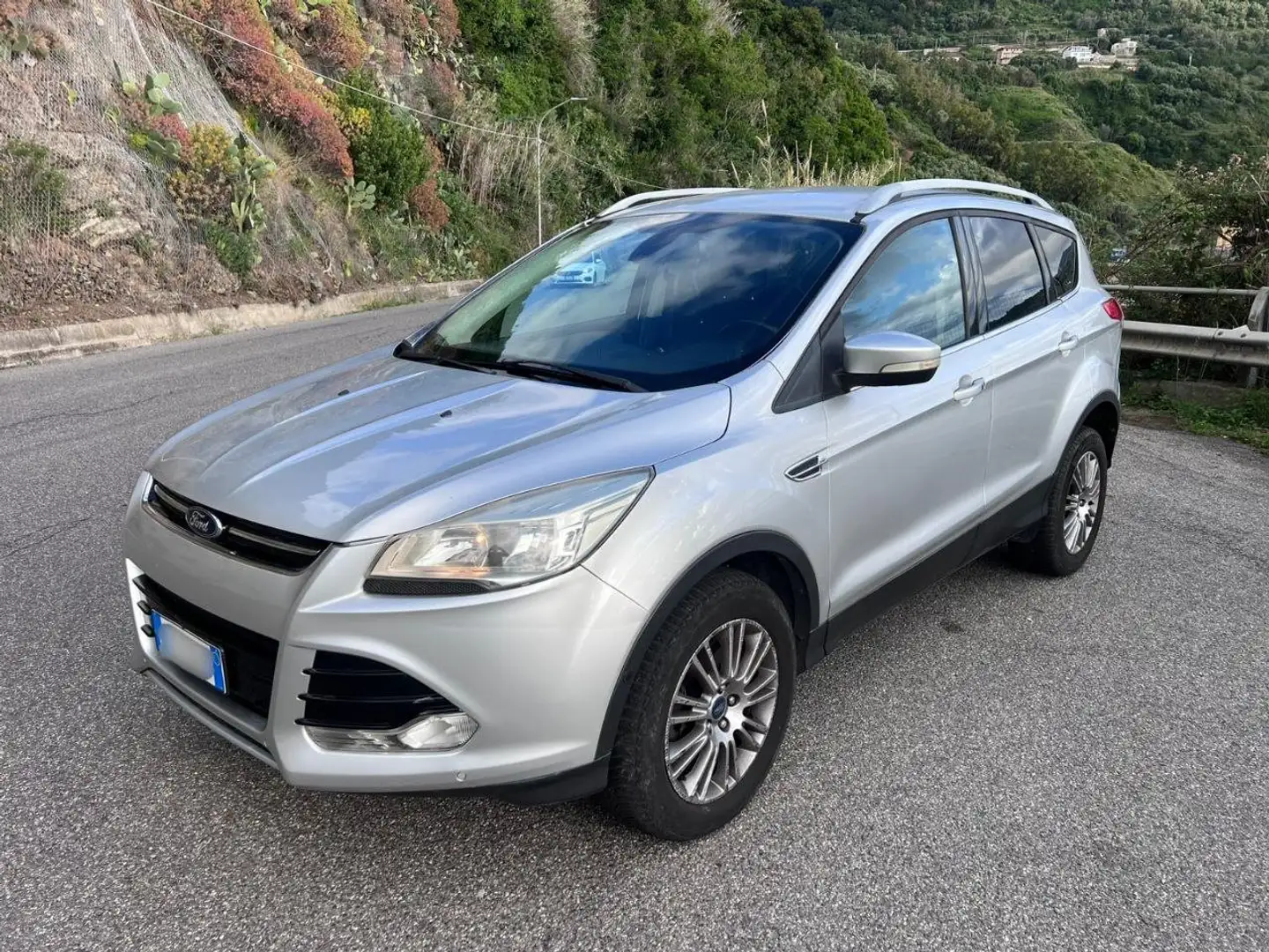 Ford Kuga Kuga II 2013 2.0 tdci Plus 4wd 140cv powershift Argento - 1