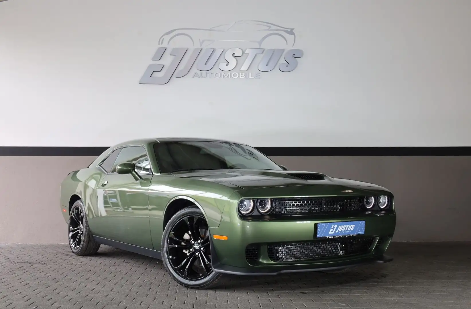 Dodge Challenger 3.6 SXT/PerformancePages/SHZ/WIFI/R20 - 1