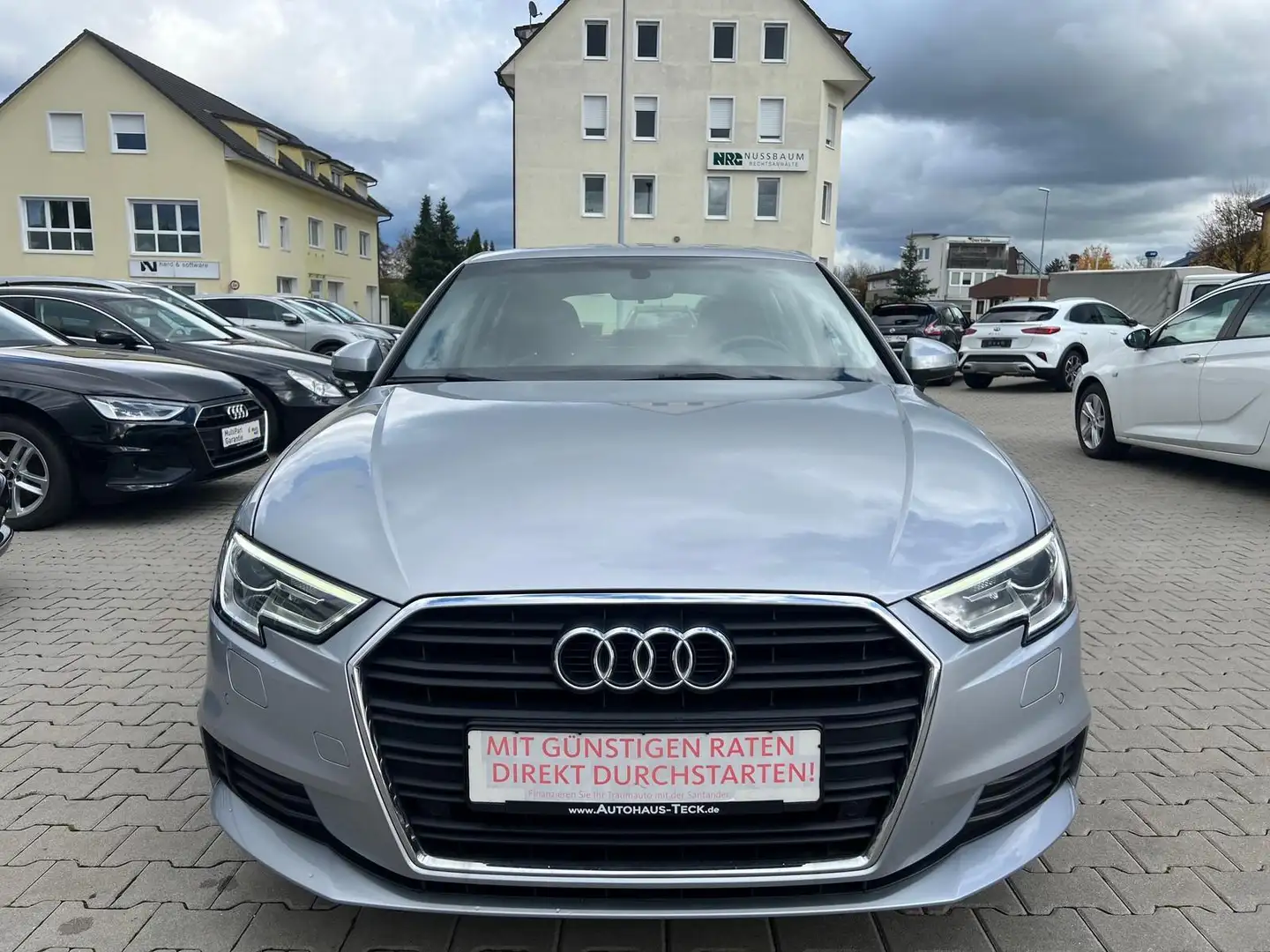 Audi A3 35 TDI DPF S-Tronic Sportback BI-Xenon/NAVI/SHZ/PD Silber - 2
