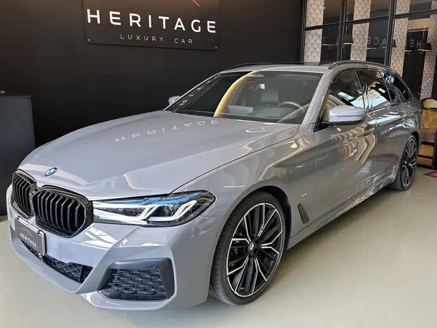 BMW 540 540d Touring mhev 48V xdrive Msport auto
