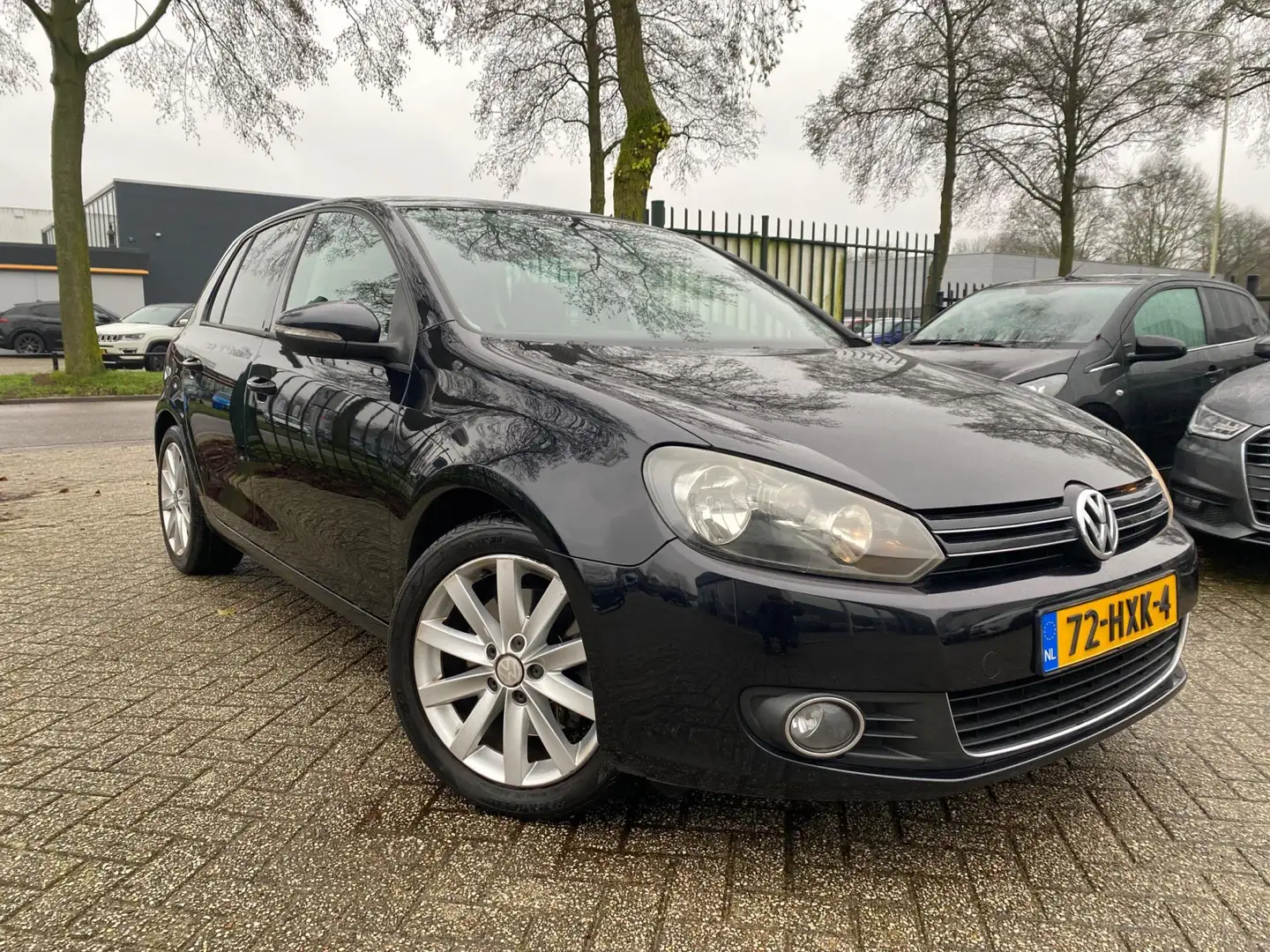 Volkswagen Golf 1.4 TSI Highline Automaat Cruise Stuurwielbedienin Zwart - 2