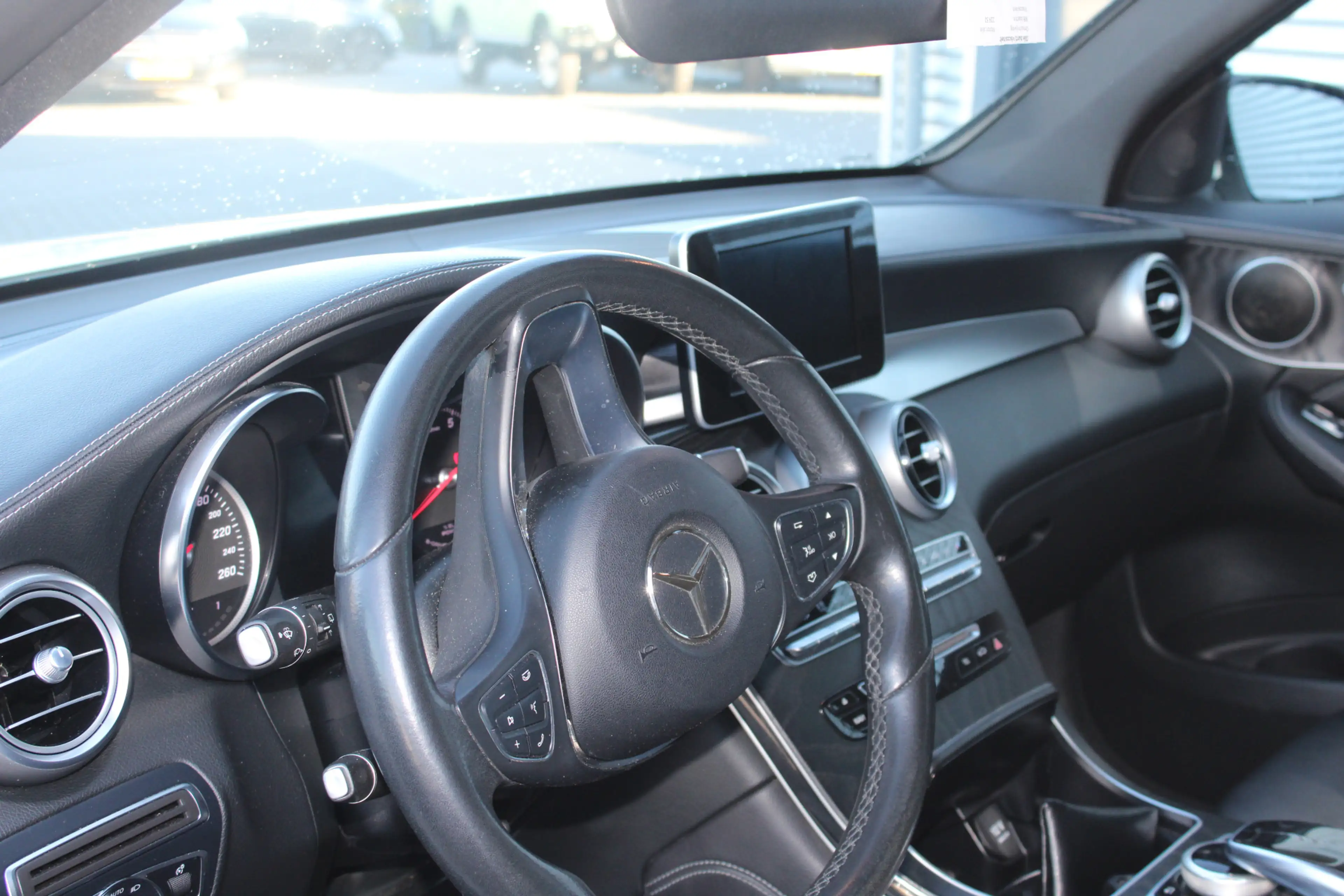 Mercedes-Benz GLC 350 350e 4MATIC Premium Plus — photo 13
