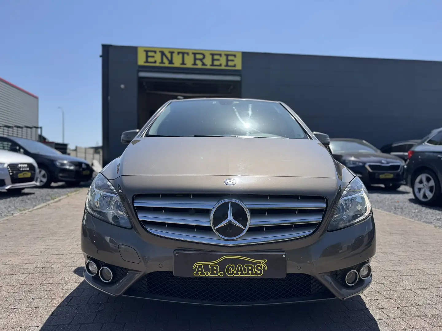 Mercedes-Benz B 180 CDI BE *CLIM, GPS,BLUETOOTH* Grijs - 2