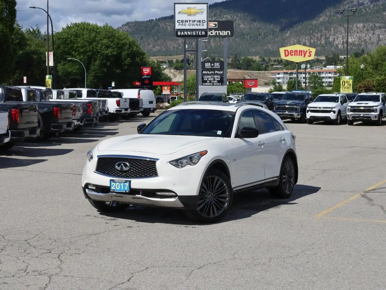 2017 Infiniti QX70