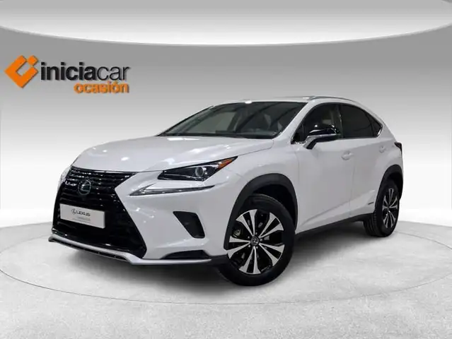Lexus NX 300 300h Premium 2WD