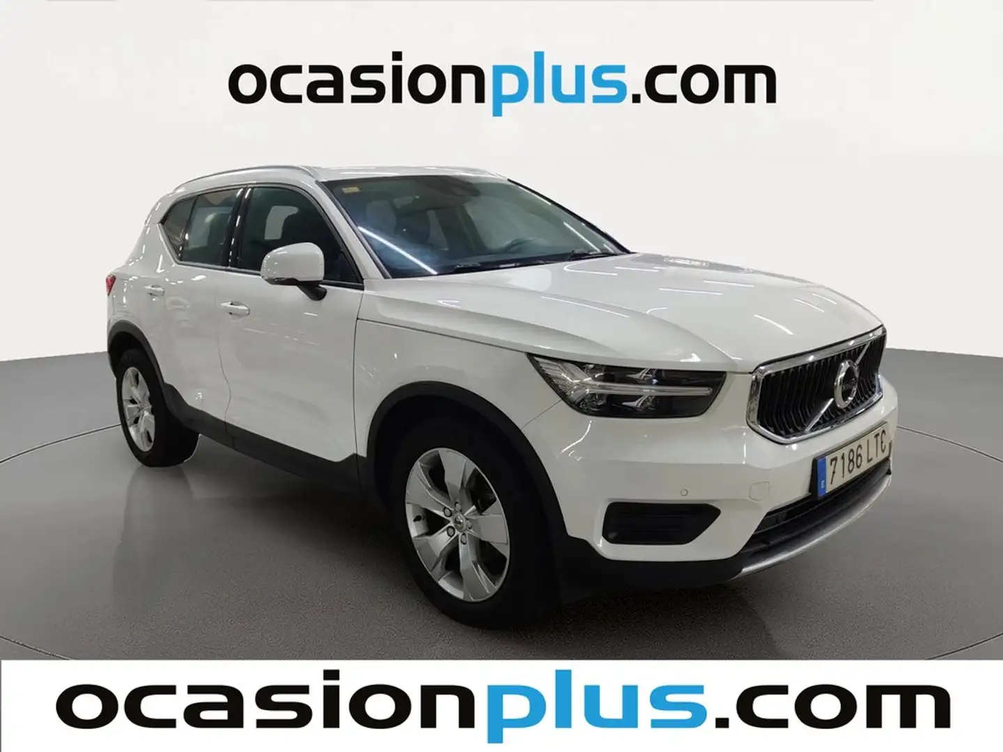 Volvo XC40 T2 Momentum Core Blanco - 2