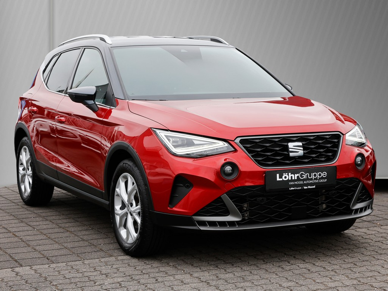 SEAT Arona 1.0 TSI DSG FR / Navi/ LED/ RFK/ ACC — photo 4