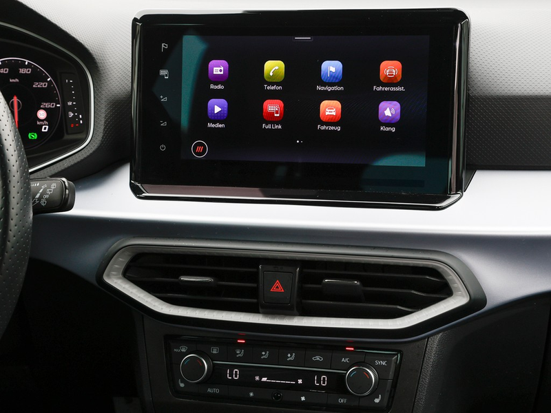 SEAT Arona 1.0 TSI DSG FR / Navi/ LED/ RFK/ ACC — photo 12