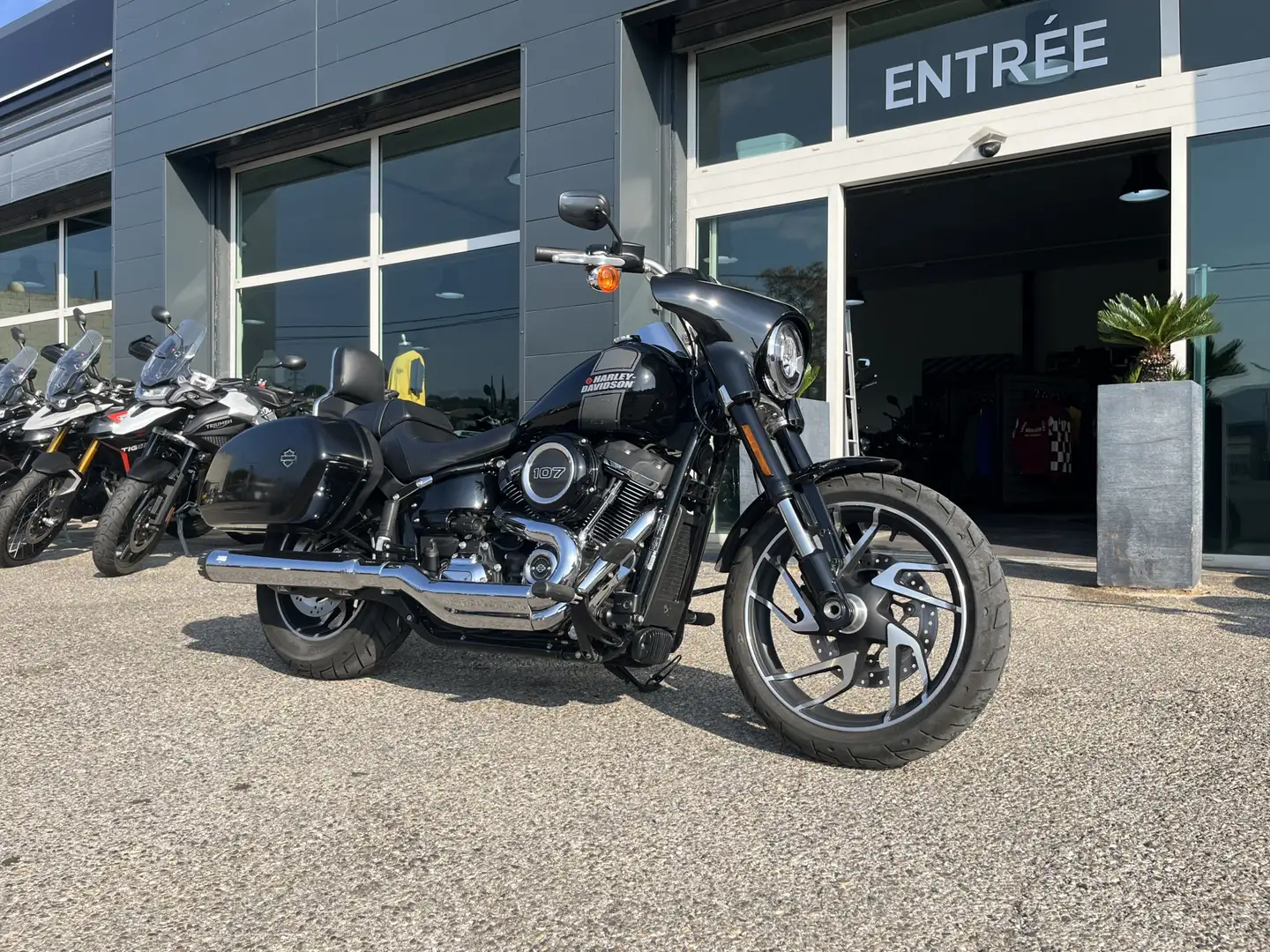 Harley-Davidson Sport Glide Noir - 2