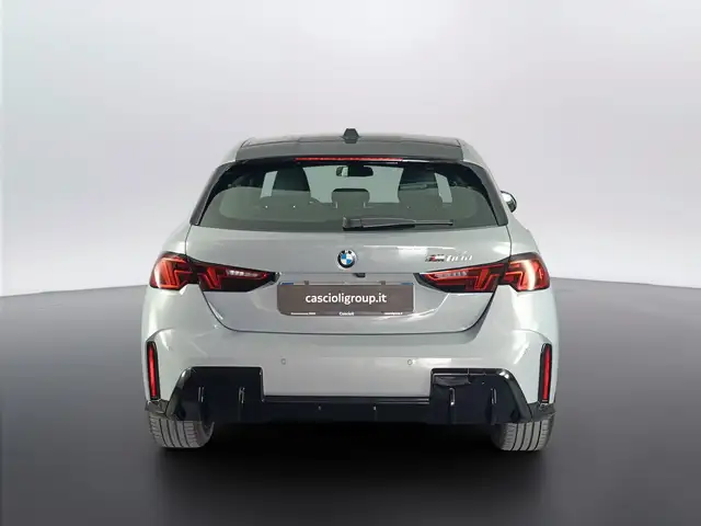 BMW 1 Series view 5