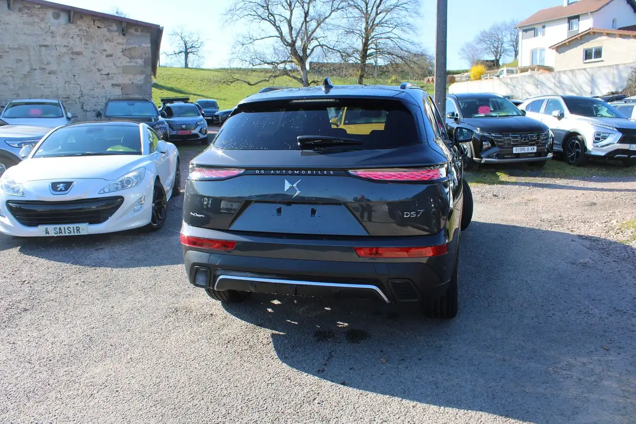 DS Automobiles DS 7 Crossback 2025