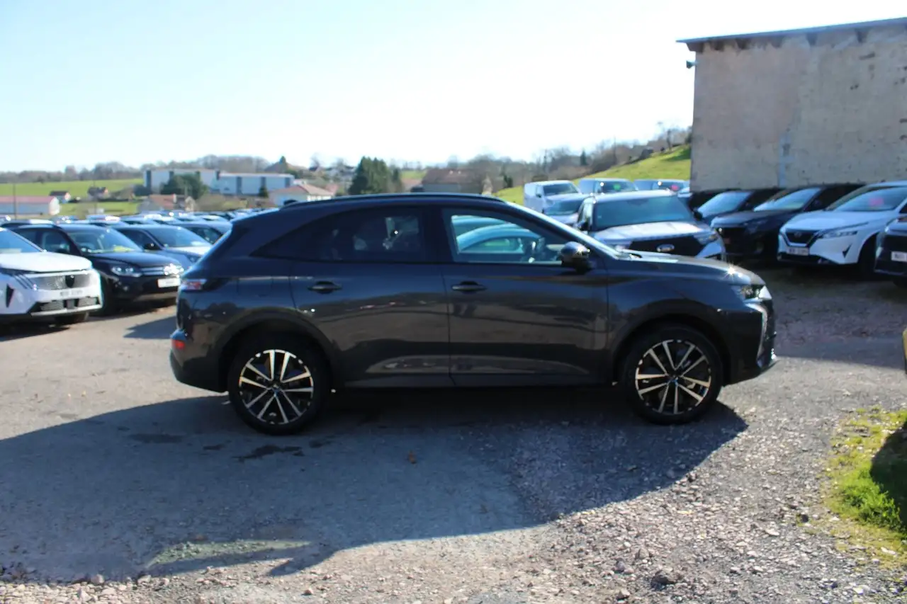 DS Automobiles DS 7 Crossback 2025