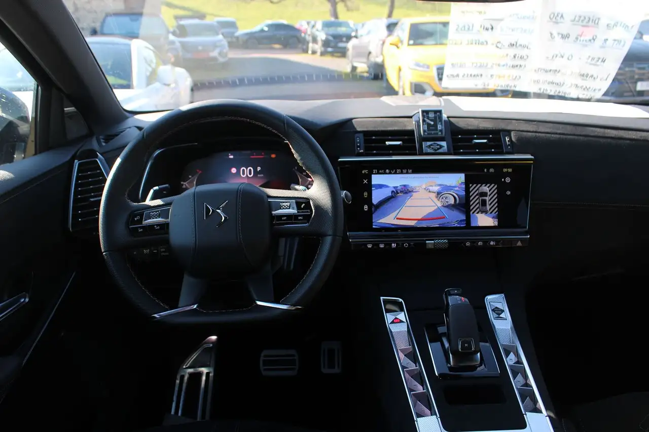DS Automobiles DS 7 Crossback 2025 — фото 13